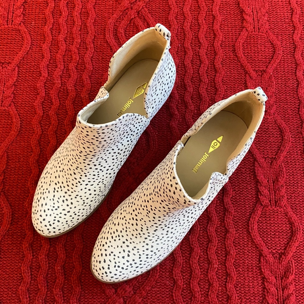 NWOT! Booties Size 10